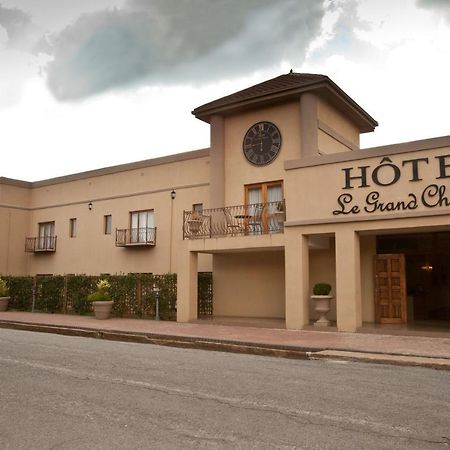 Le Grand Chateau Hotel Parys Exteriör bild